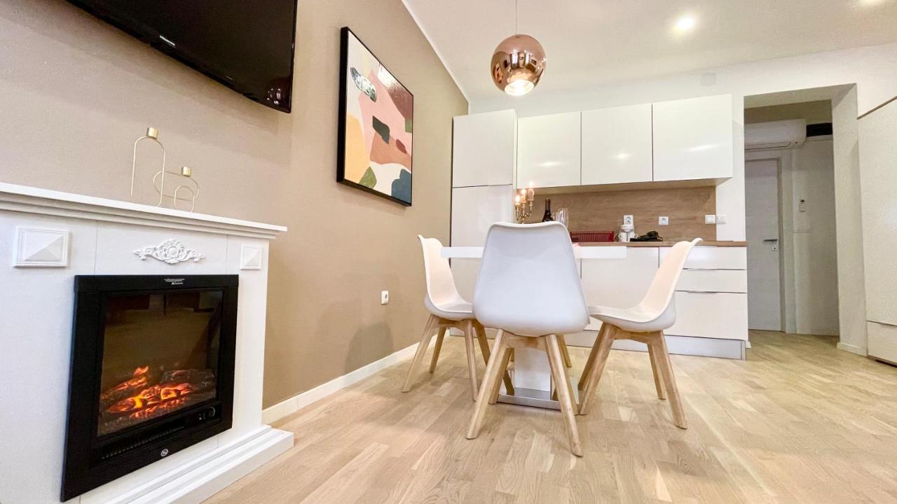 Hedone Luxury 3 With Free Parking Apartment Pula