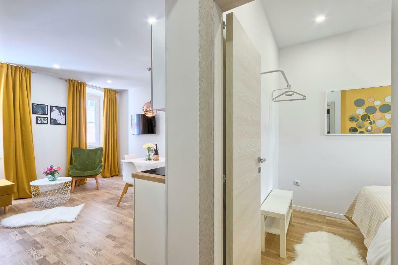 Hedone Luxury 3 With Free Parking Apartma