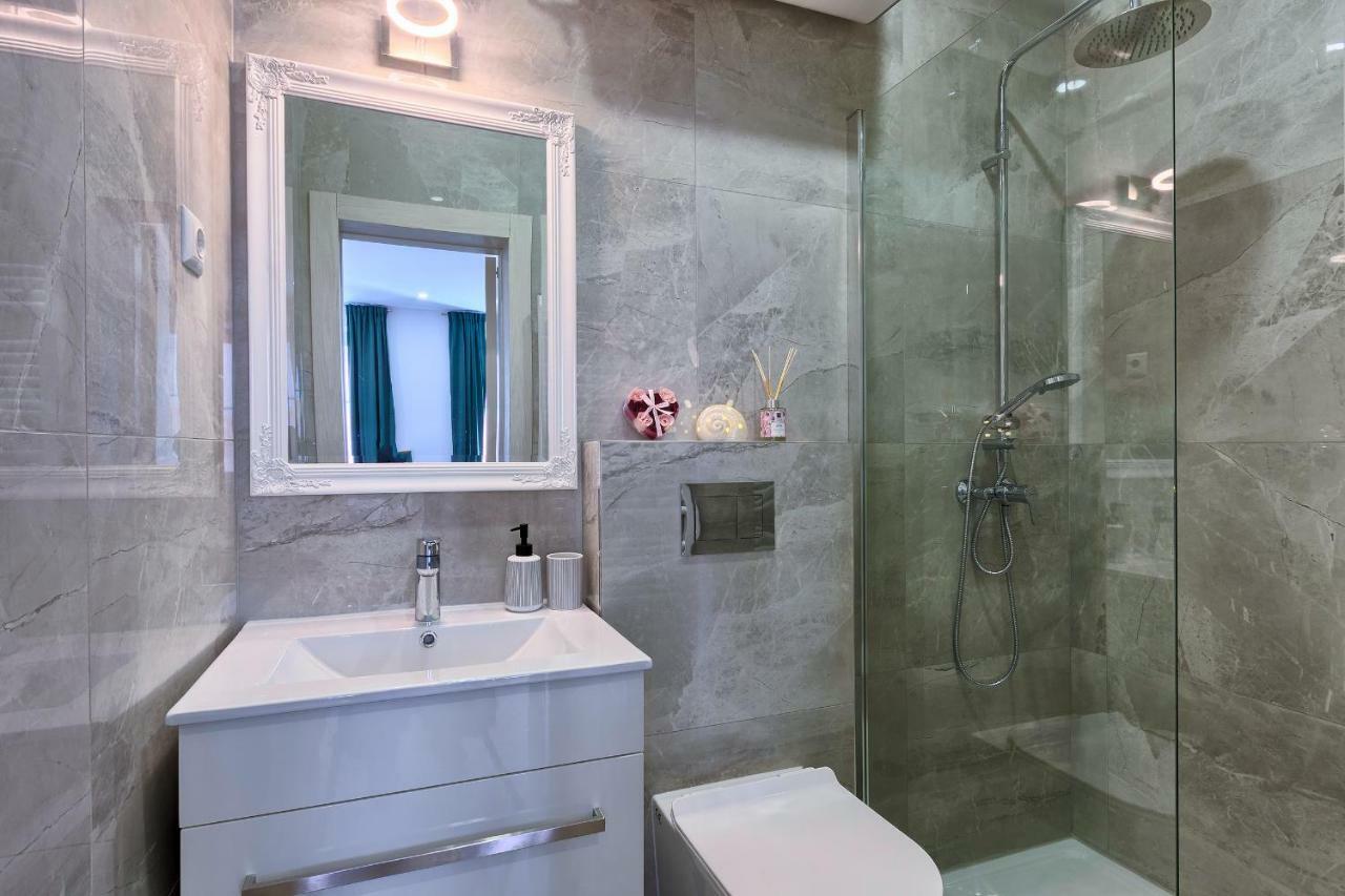 Hedone Luxury 3 With Free Parking
